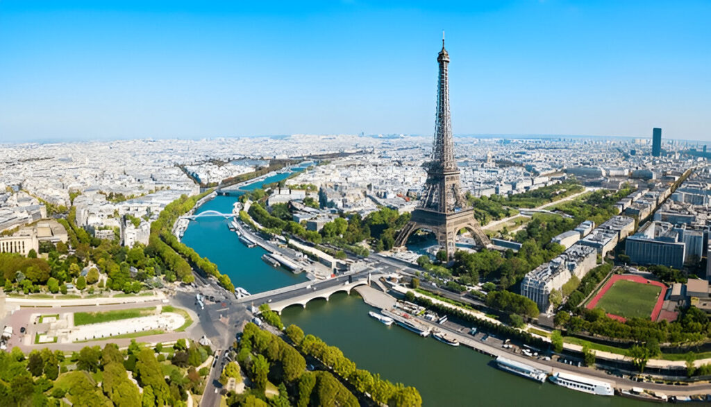 Landmark Paris View: Experience the City of Light Magic view of Paris skyline with the Eiffel Tower at sunset – romantic Paris cityscape and dreamy travel inspiration in France."